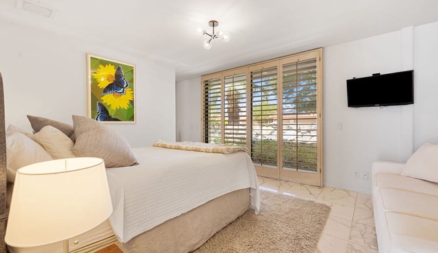 3-bedroom house in fantastic Indian Wells with AC, WiFi, Pool & Tennis Court