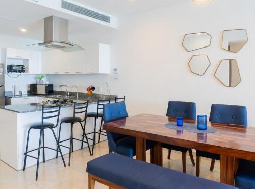 Spectacular Camino al Mar for 6 people - CM902