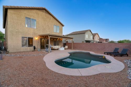 Cactus Retreat Pool Fire Pit Pet Friendly