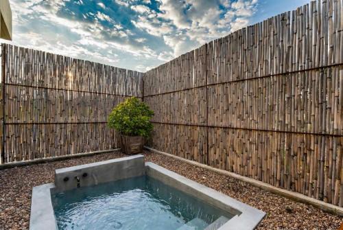 Villa Lua, 2BR Countryside Bungalows for 6 Guests