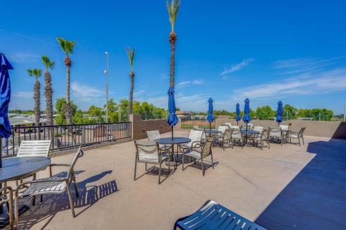 2 Patios & Fairway Views! Mesa Golf Resort Escape