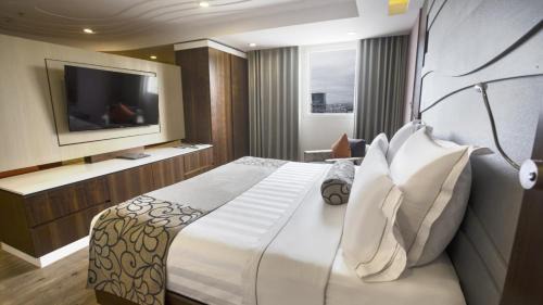 HS HOTSSON Hotel Queretaro