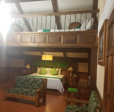 Hotel Temático Mision Colonial