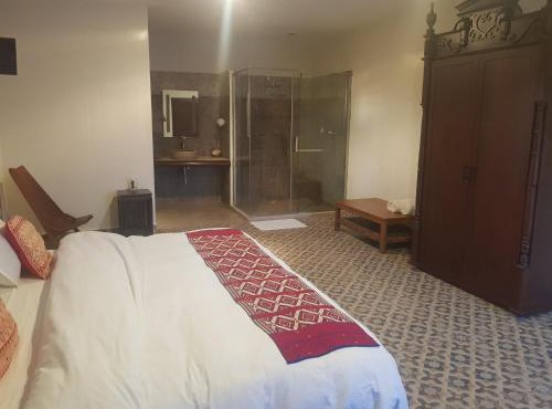 Hotel Maculís