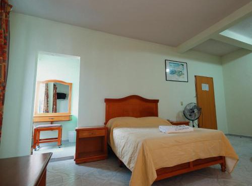 HOTEL EL CONQUISTADOR MONARCA.