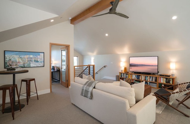 Horn Lodge Truckee 