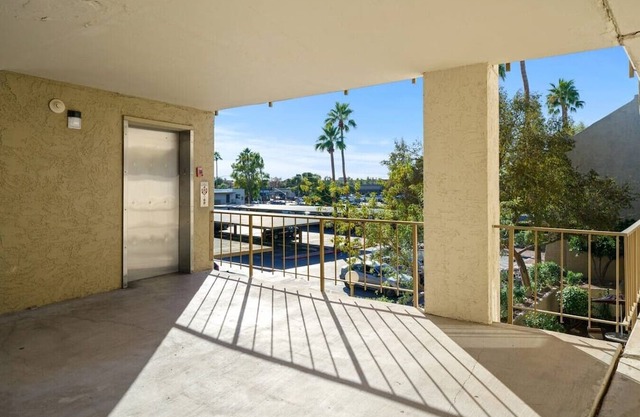 Scottsdale: 1BR-Furnished, Pool,SPA, Gym - Book us now!